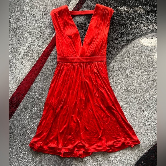 Emanuel Ungaro Paris Red Pleated Cocktail Mini Dress - Picture 1 of 6